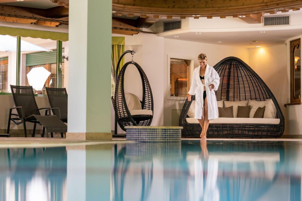 Tevini Dolomites Charming Hotel Коммеццадура Экстерьер фото
