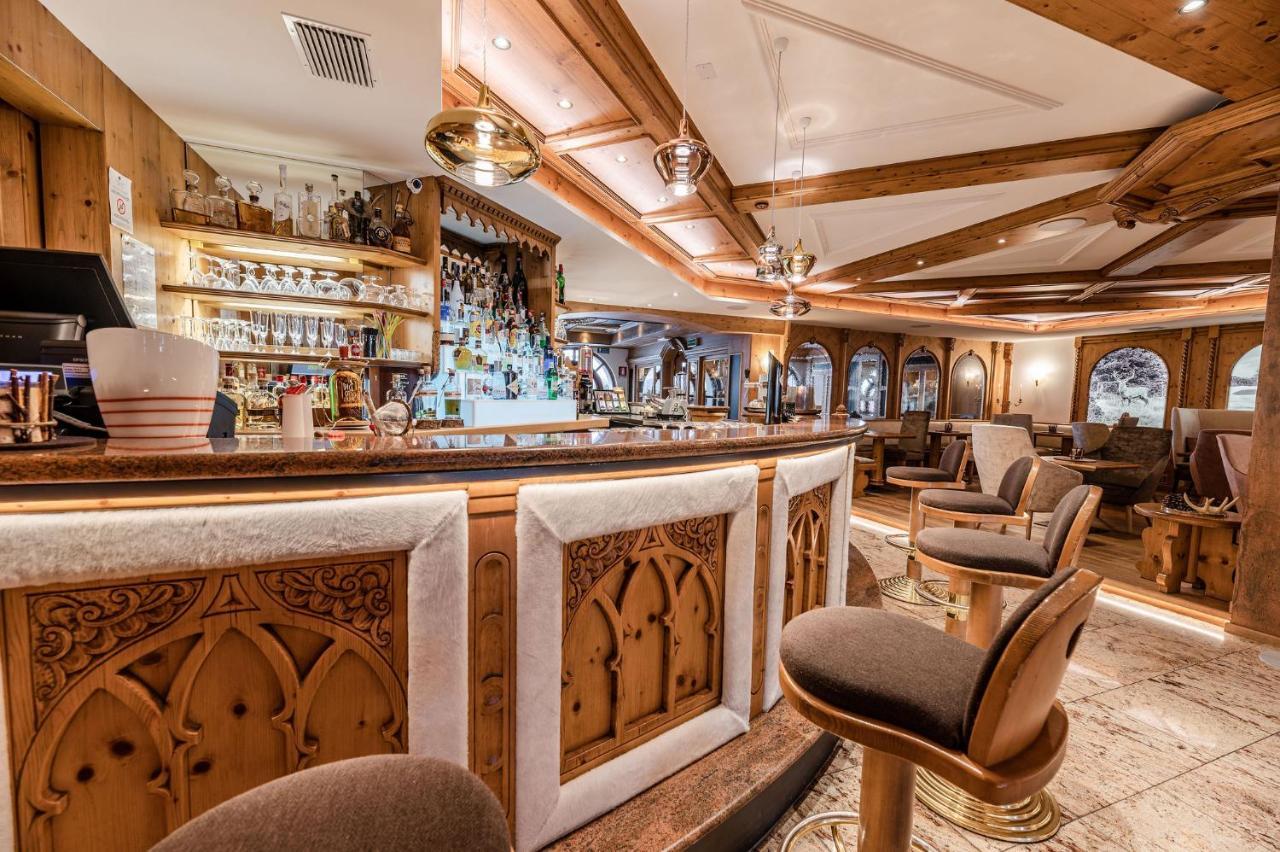 Tevini Dolomites Charming Hotel Коммеццадура Экстерьер фото