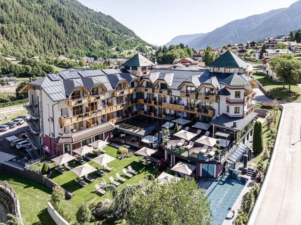 Tevini Dolomites Charming Hotel Коммеццадура Экстерьер фото